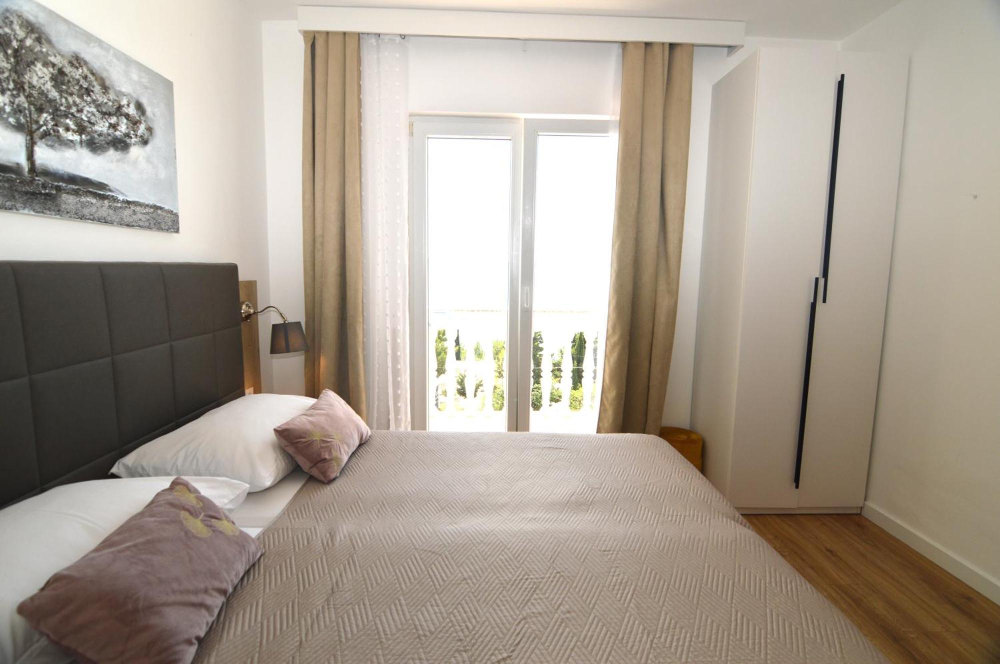 Apartments Amari Starigrad Paklenica Exteriör bild